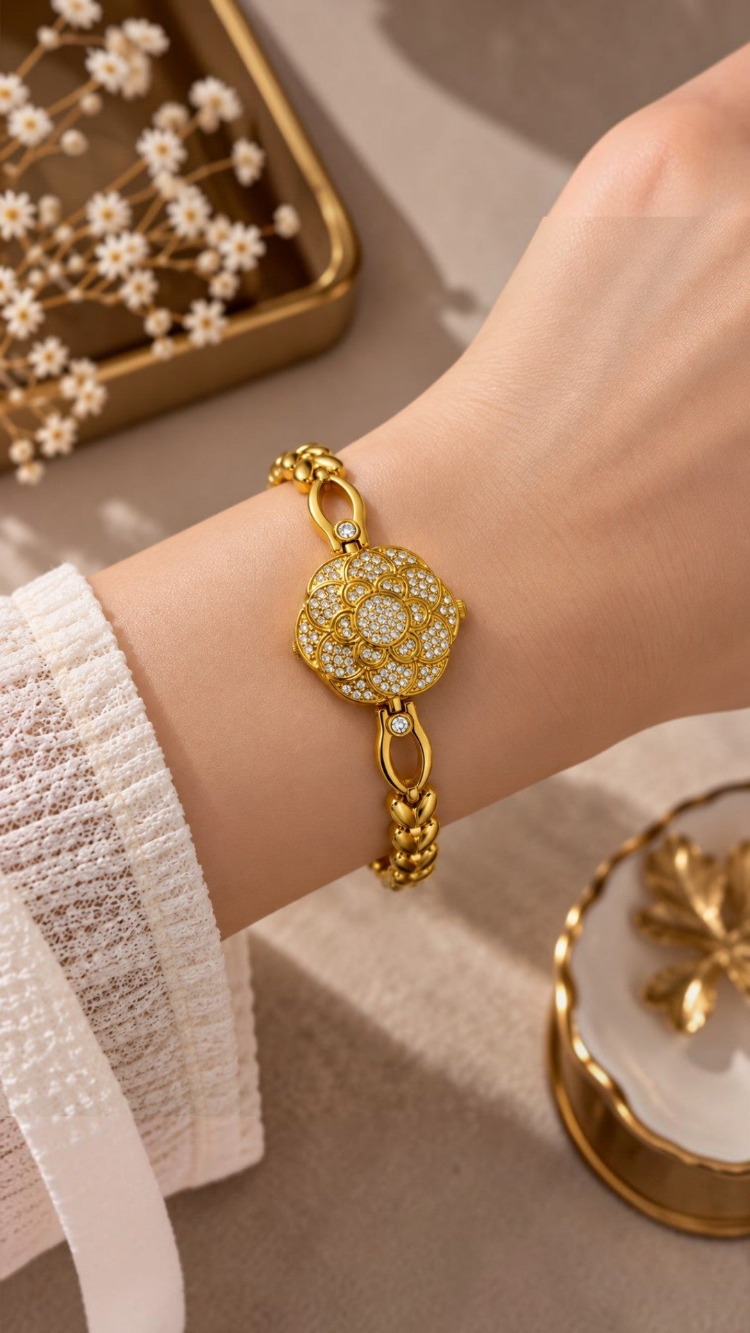 Montre Femme Bijou GG LUXE Dorée en Acier Inoxydable avec Strass