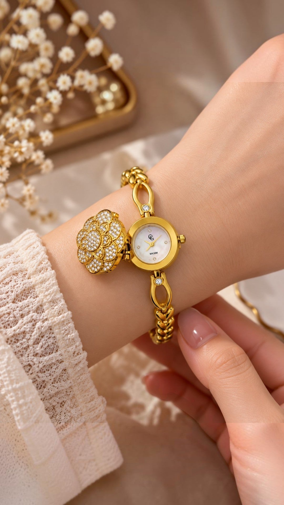 Montre Femme Bijou GG LUXE Dorée en Acier Inoxydable avec Strass