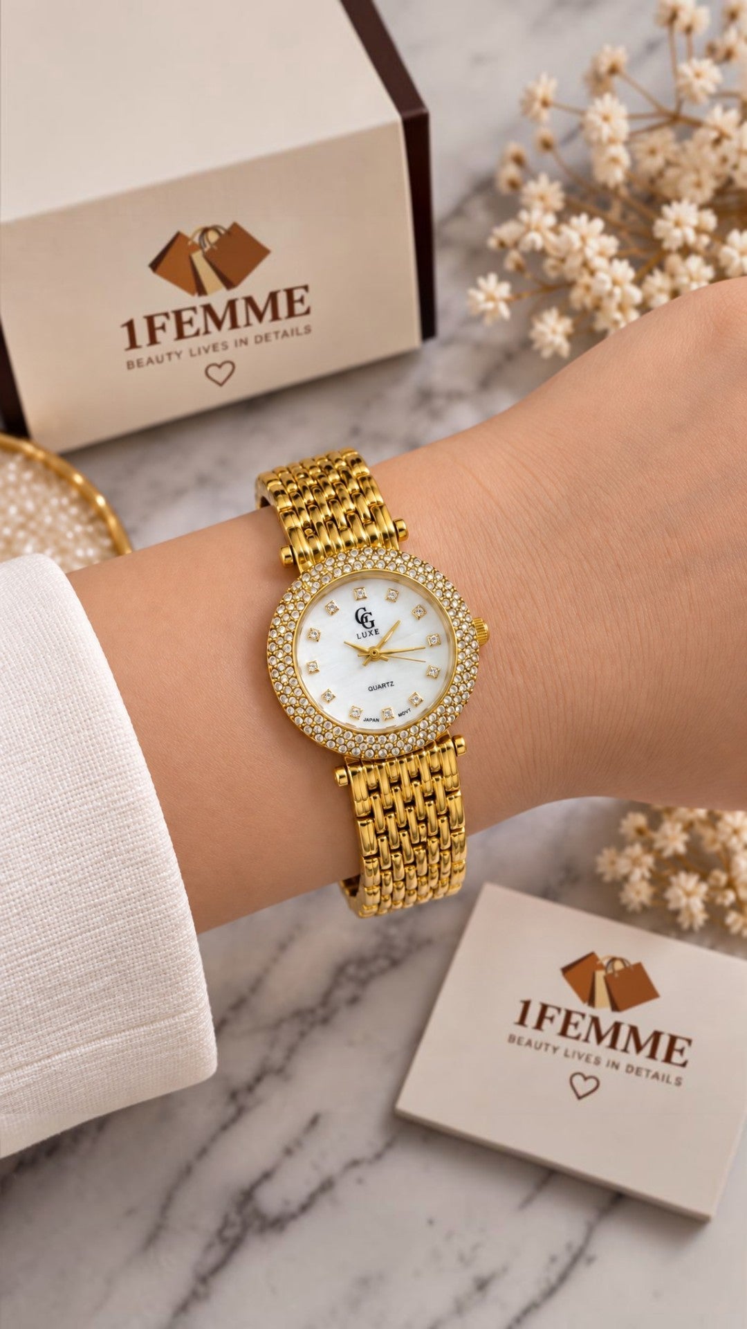 Montre Femme GG LUXE Dorée avec Strass en Acier Inoxydable